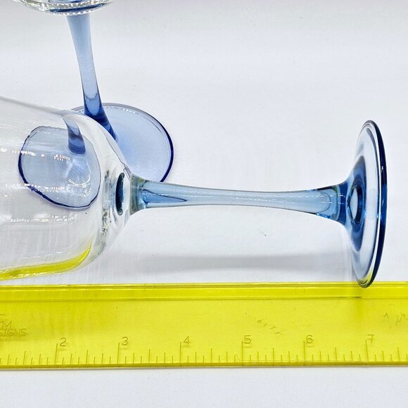 Americana Light Blue Cristal D'Arques Crystal Wine Glasses 7" flared Luminarc - Picture 8 of 9